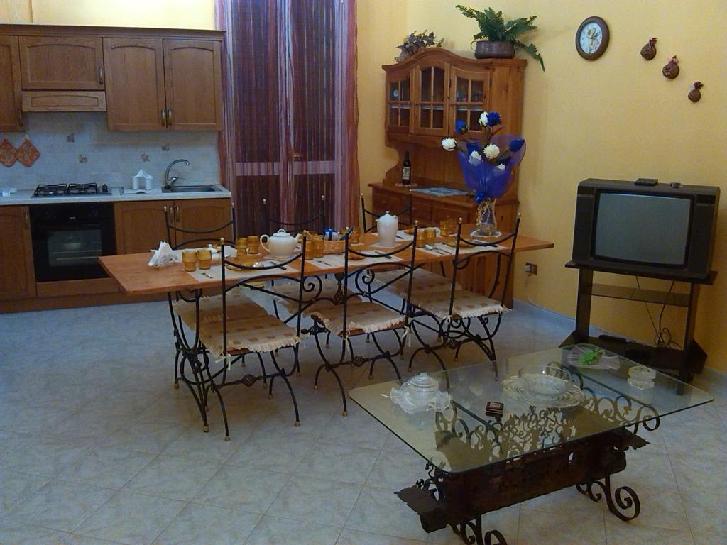Happy House Wifi Free Bici Free Apartment Авола Екстериор снимка